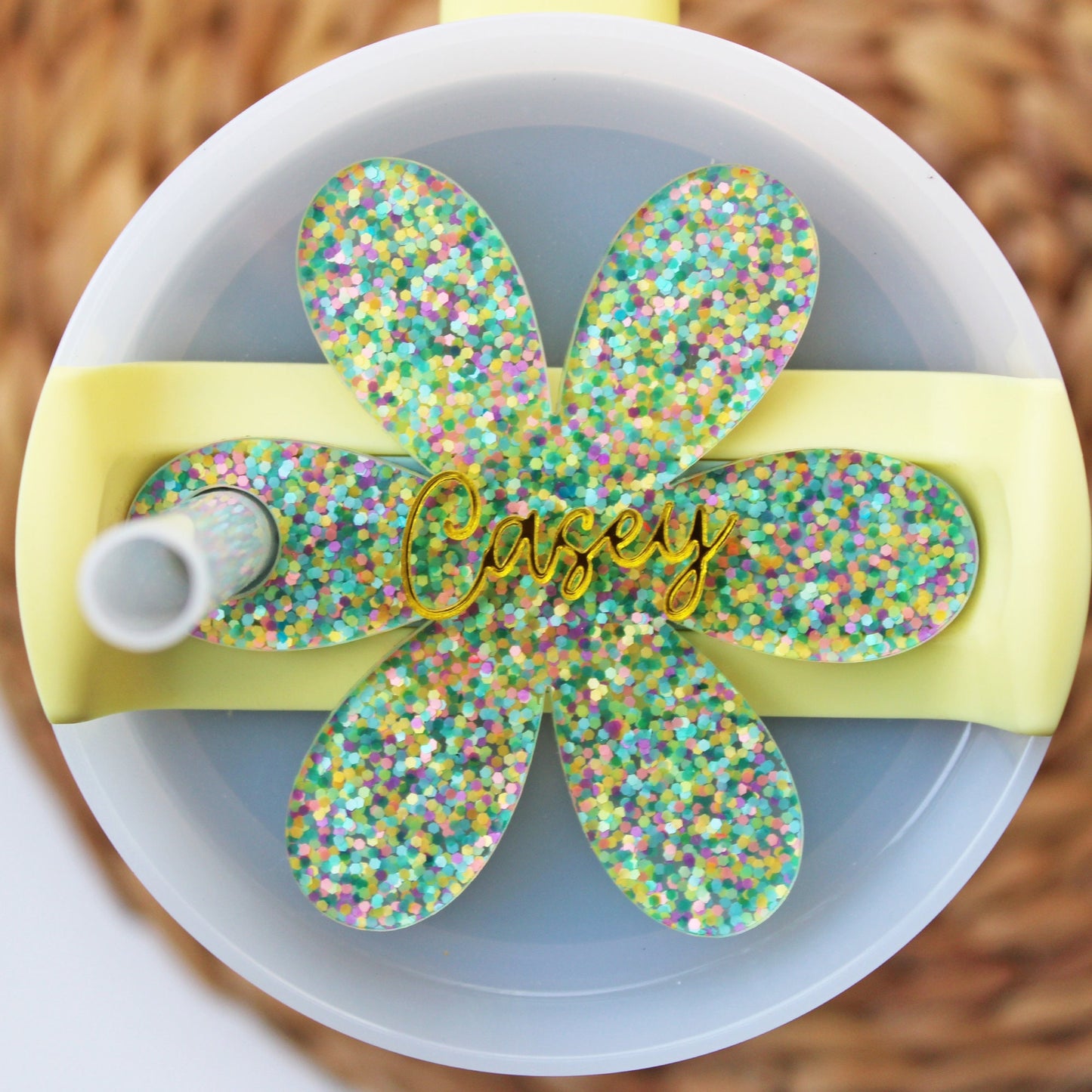 Custom Daisy Stanley Topper Nameplate for H2.0 Tumblers ONLY - Personalize your 20oz, 30oz, or 40oz cup with this unique accessory