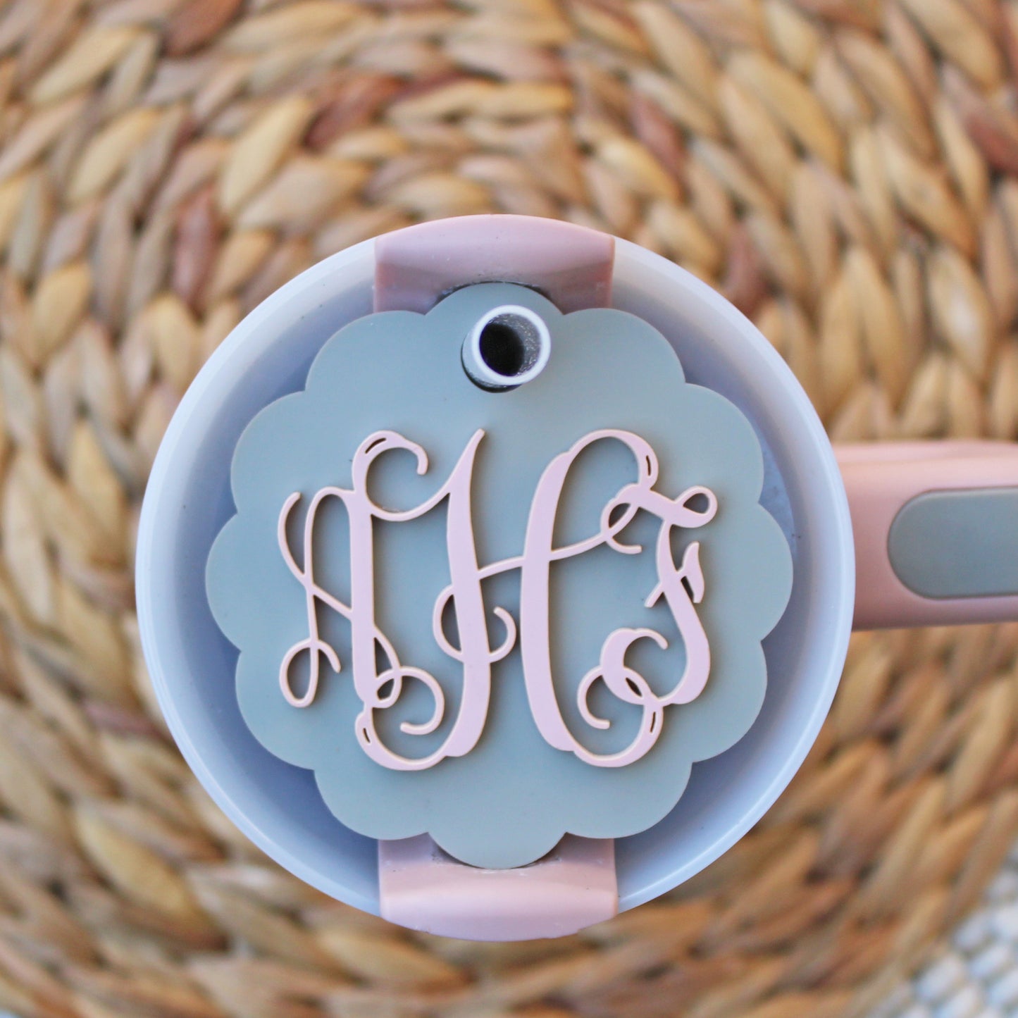 Monogram Stanley Name Plate Topper- Scallop Style
