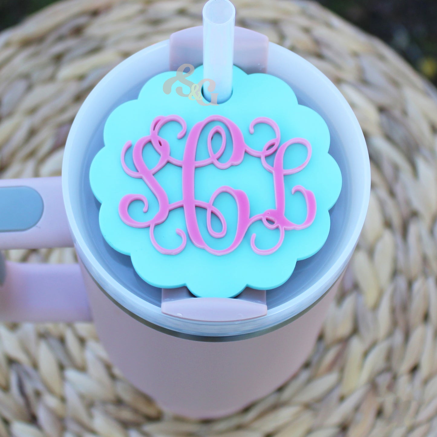Monogram Stanley Name Plate Topper- Scallop Style